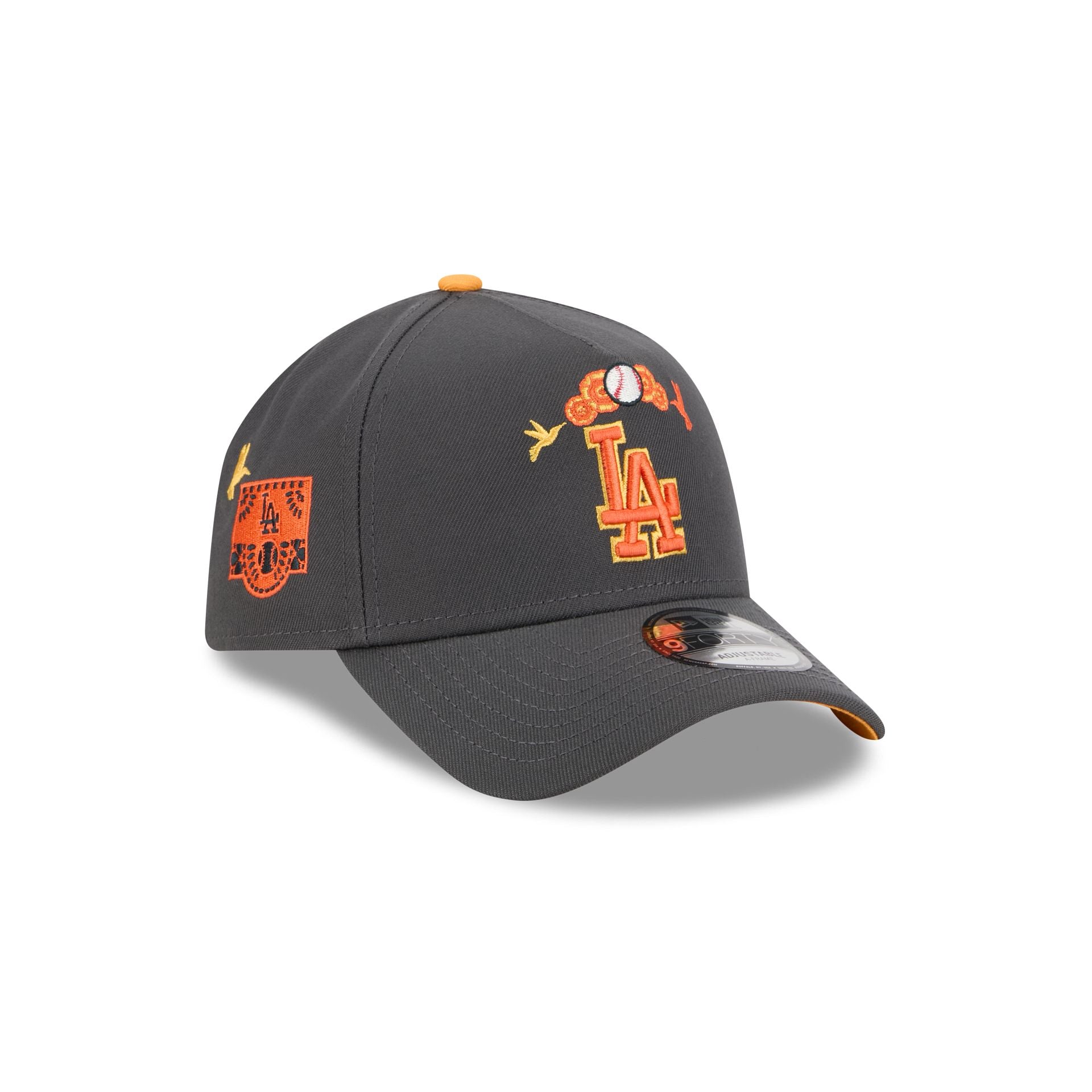 60675104_9FORTYAF_940AFDIADEMUERTOSLOSDODGRH_LOSDOD_GRH_3QR Los Angeles Dodgers Day of the Dead Graphite 9FORTY A-Frame Snapback Hat - Image 1