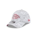 Kansas City Chiefs 2025 Salute to Service Fan Gear 39THIRTY Stretch Fit Hat - Image 3