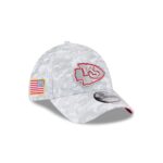 Kansas City Chiefs 2025 Salute to Service Fan Gear 39THIRTY Stretch Fit Hat