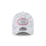 San Francisco 49ers 2025 Salute to Service Fan Gear 39THIRTY Stretch Fit Hat - Image 2