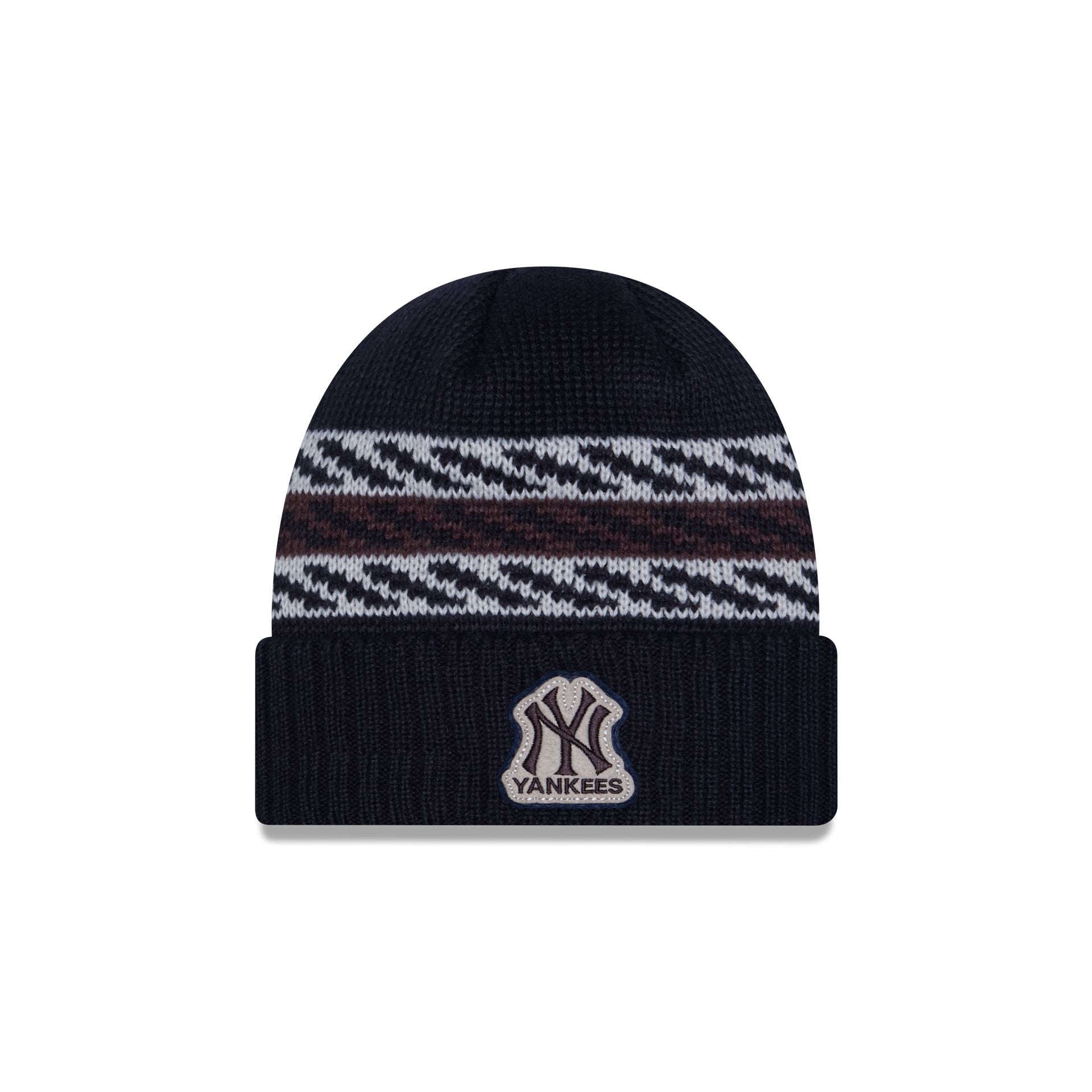 60832711_KNIT_20CUFF_LifestyleEnergy_NEYYAN_OTC_F New York Yankees Quilted Cuff Knit Hat - Image 1