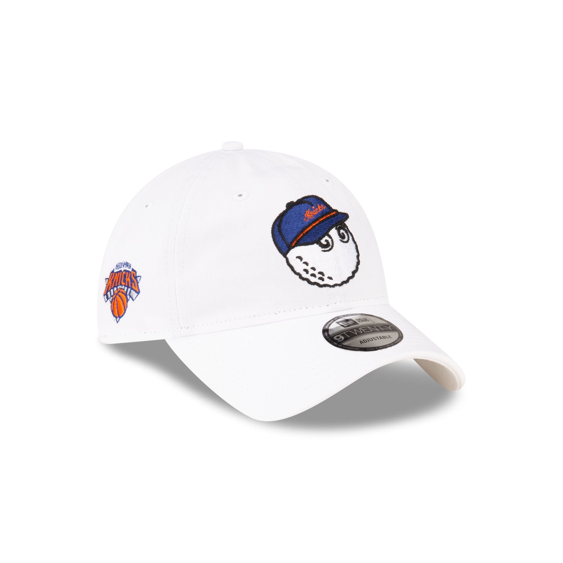 60841824_9TWENTY_MALBON_NEYKNI_WHITE_3QR Malbon x New York Knicks White 9TWENTY Adjustable Hat - Image 1