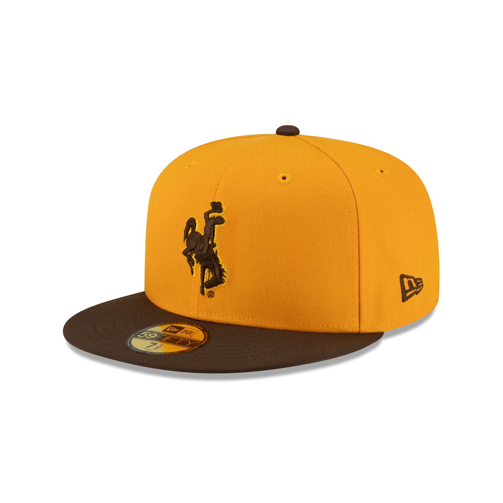 70890428_59FIFTY_COLLEGE25_JA17_JERSEYRETIREMENT_WYOCOW_YELLOW_3QL Wyoming Cowboys Gold 59FIFTY Fitted Hat - Image 1