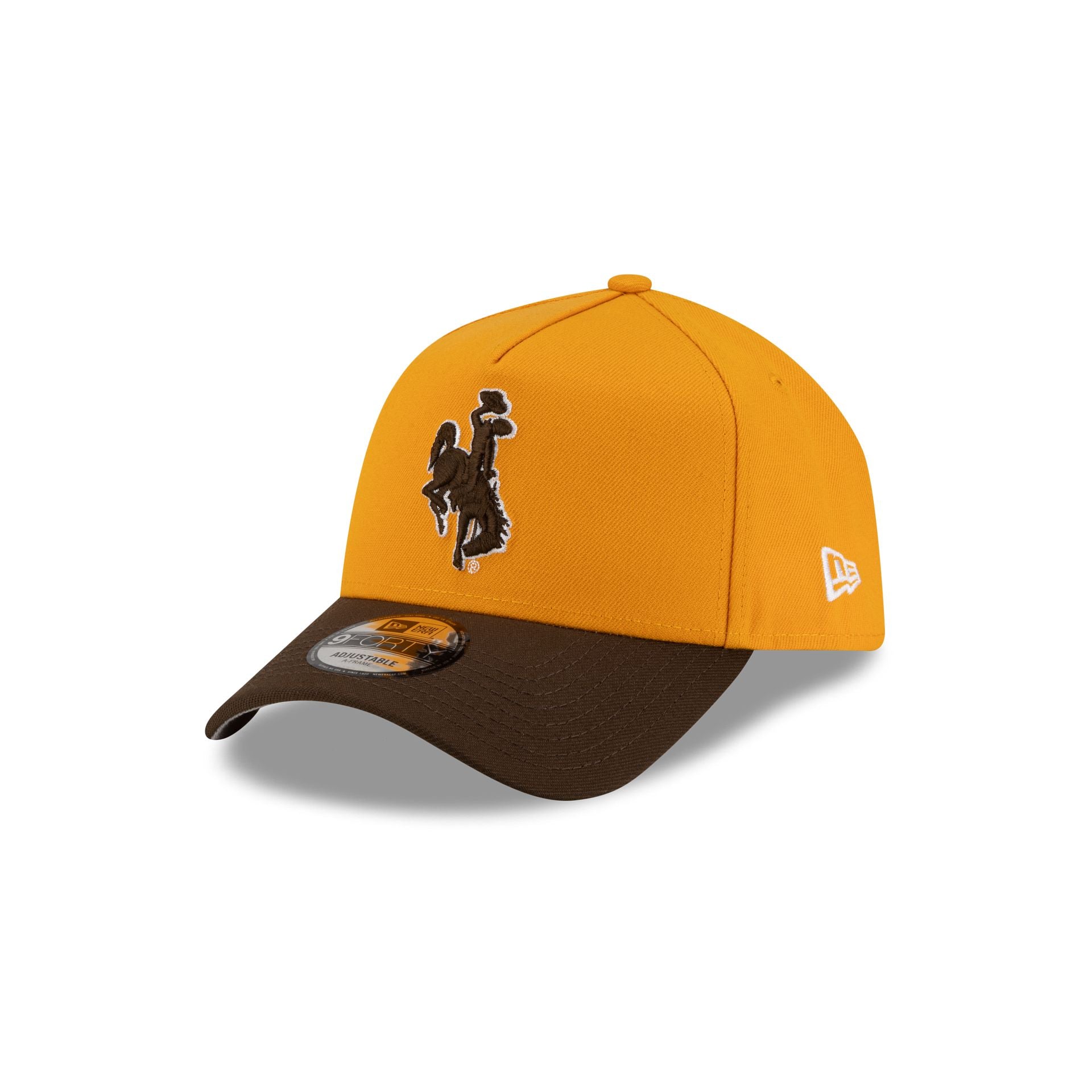 70965072_9FORTY_20AF_COLLEGE25_JA17_JERSEYRETIREMENT_WYOCOW_YELLOW_3QL Wyoming Cowboys Gold 9FORTY A-Frame Snapback Hat - Image 1